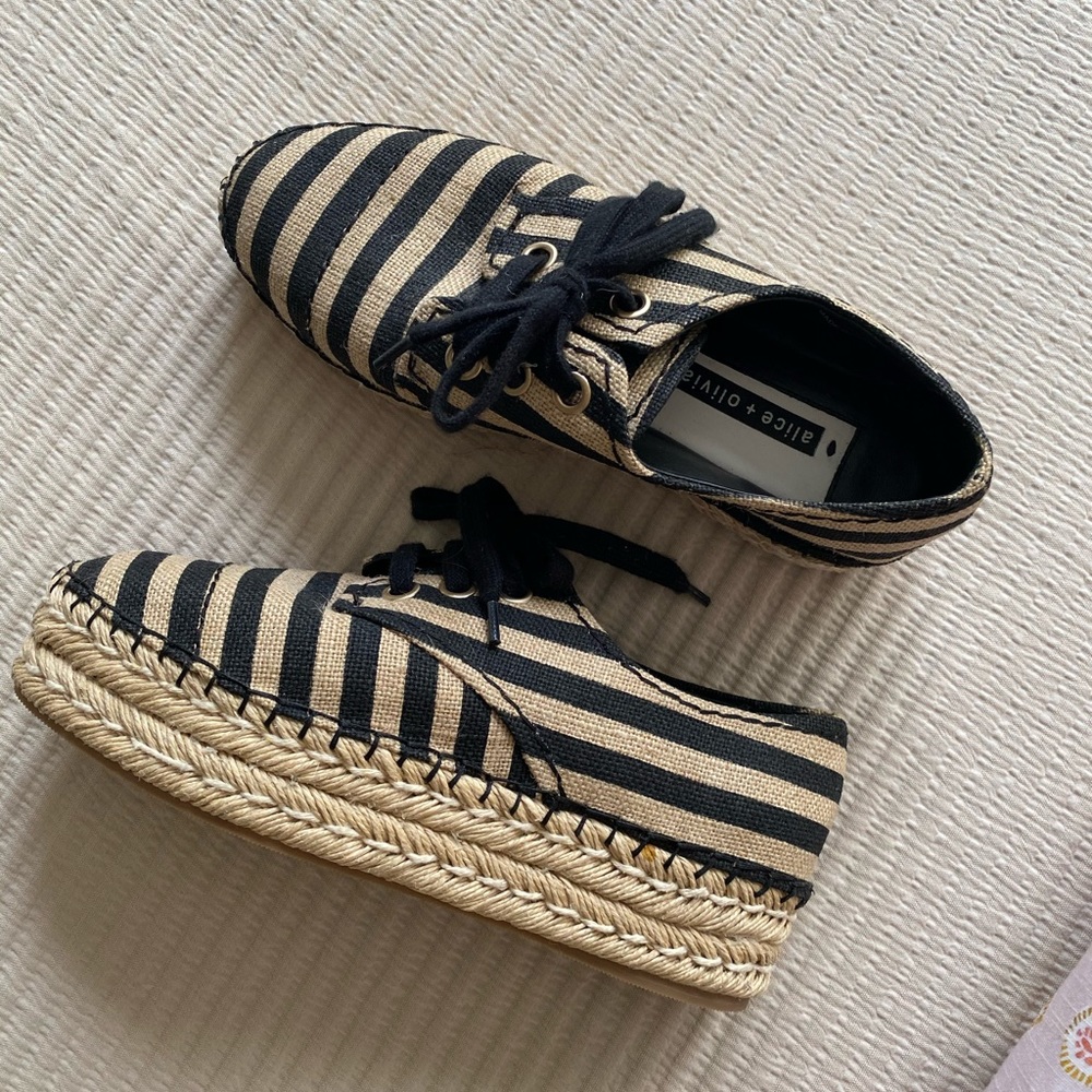 Alice + Olivia platform espadrilles (new)